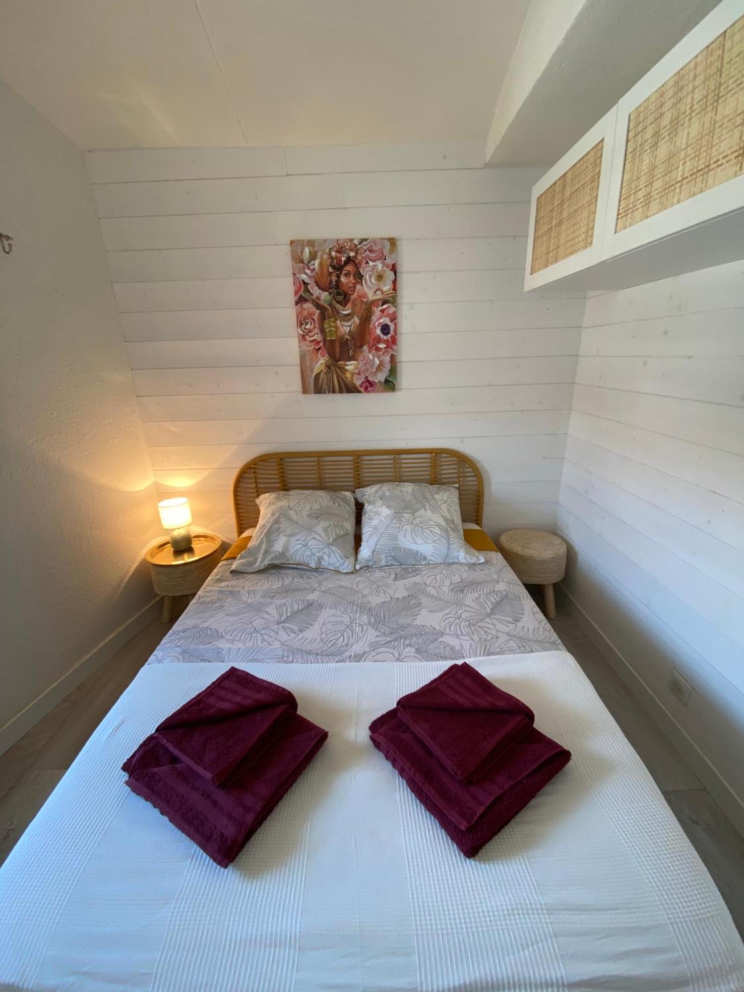 Appartement Duplex Climatise Le Trident Сен Мари де ла Мер Екстериор снимка