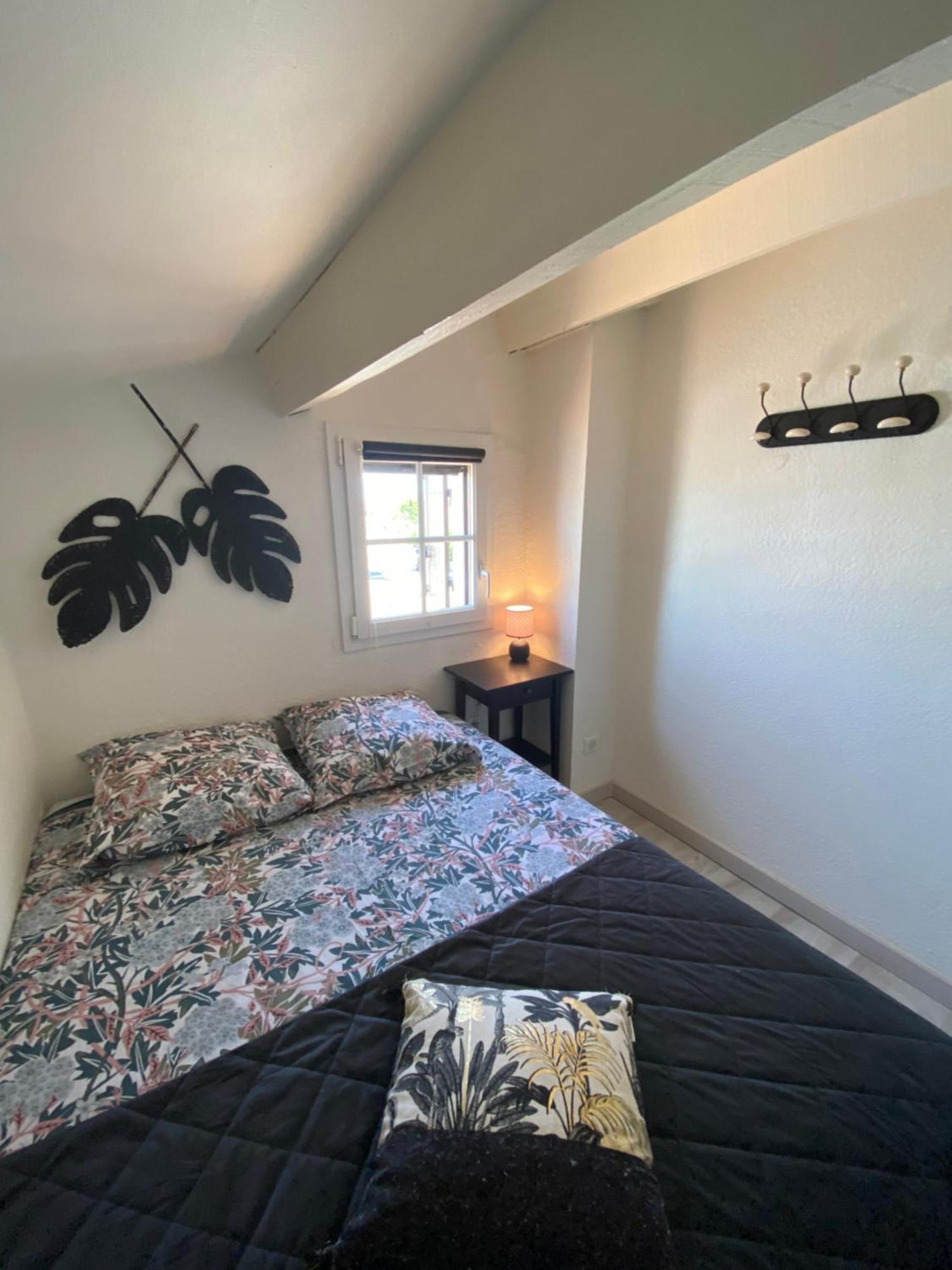 Appartement Duplex Climatise Le Trident Сен Мари де ла Мер Екстериор снимка